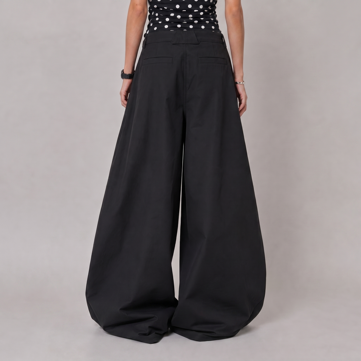 Pleated Barrel Pants